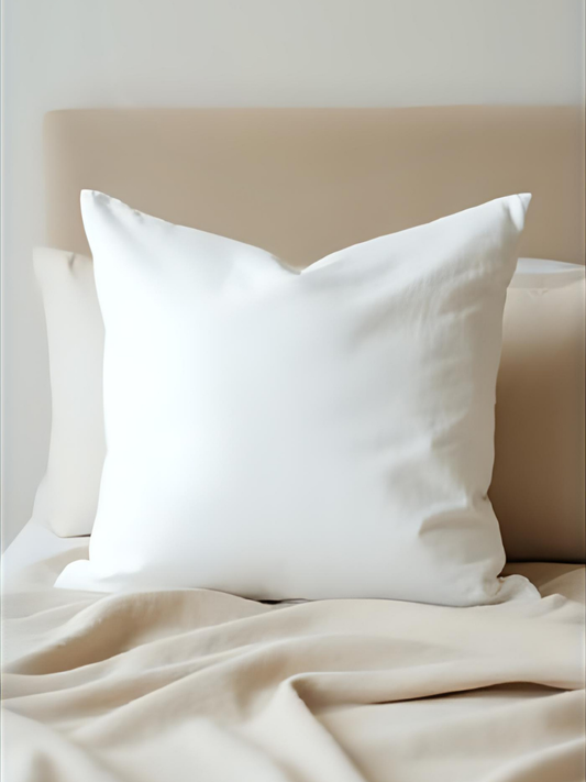 Magnolia White 100% Flax Linen Pillowcases — Coconut Shell Button Closure